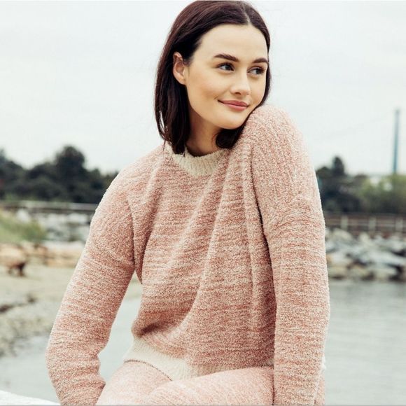 Thread & Supply Sweaters - Thread and supply fuzzy sweater mauve and cream size medium